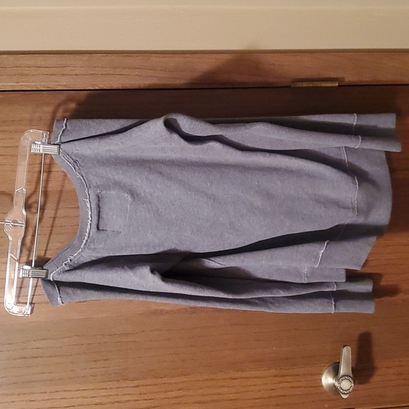 Size M Wisconsin Badgers Pullover - Picture 3 of 3